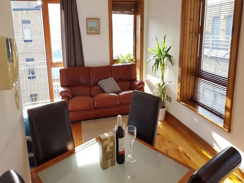 Metrostays - Temple Bar 25 더블린 아파트
