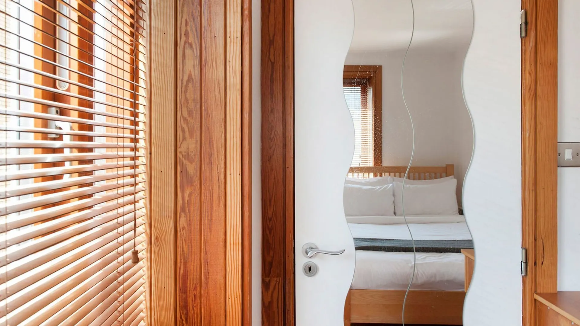 Metrostays - Temple Bar 25 더블린 0*,  아일랜드